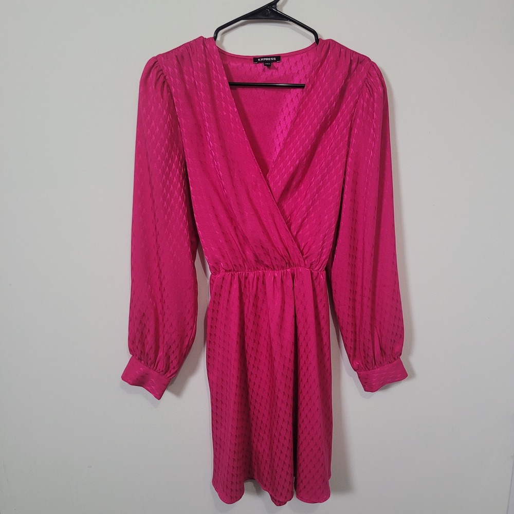 Express Medium Wrap Dress Hot Pink Houndstooth Jacquard Bishop Sleeve Mini